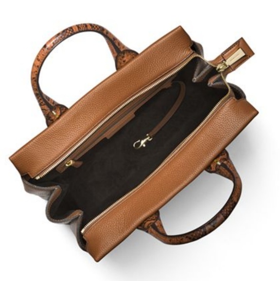 Michael Kors ROLLINS LG LEATHER SATCHEL in Acorn - Picture 2 of 5